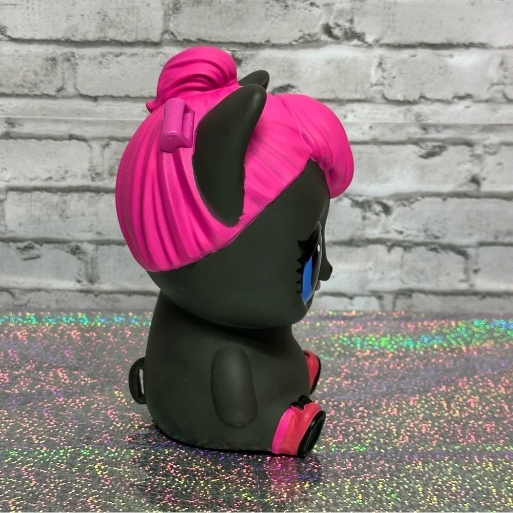 L.O.L. Surprise! Biggie Pet SPICY KITTY Money Bank 7 inches LOL